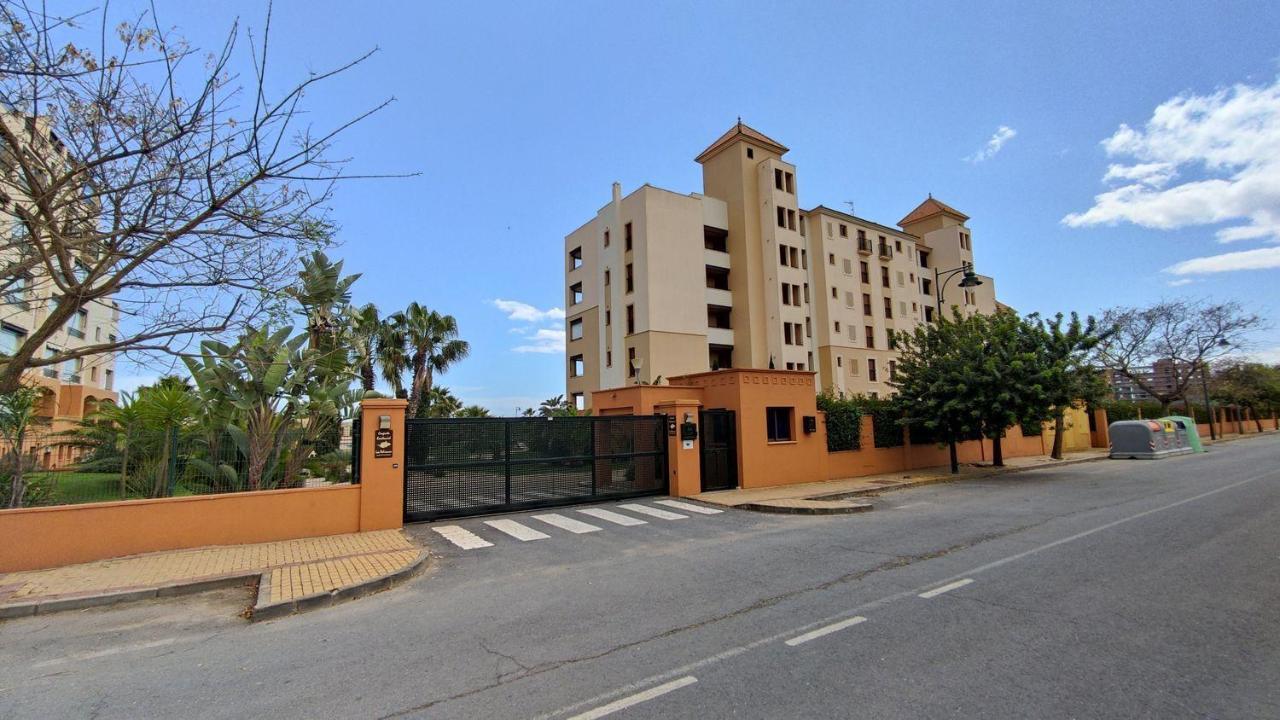 Apartamento Los Pelicanos Исла Канела Екстериор снимка